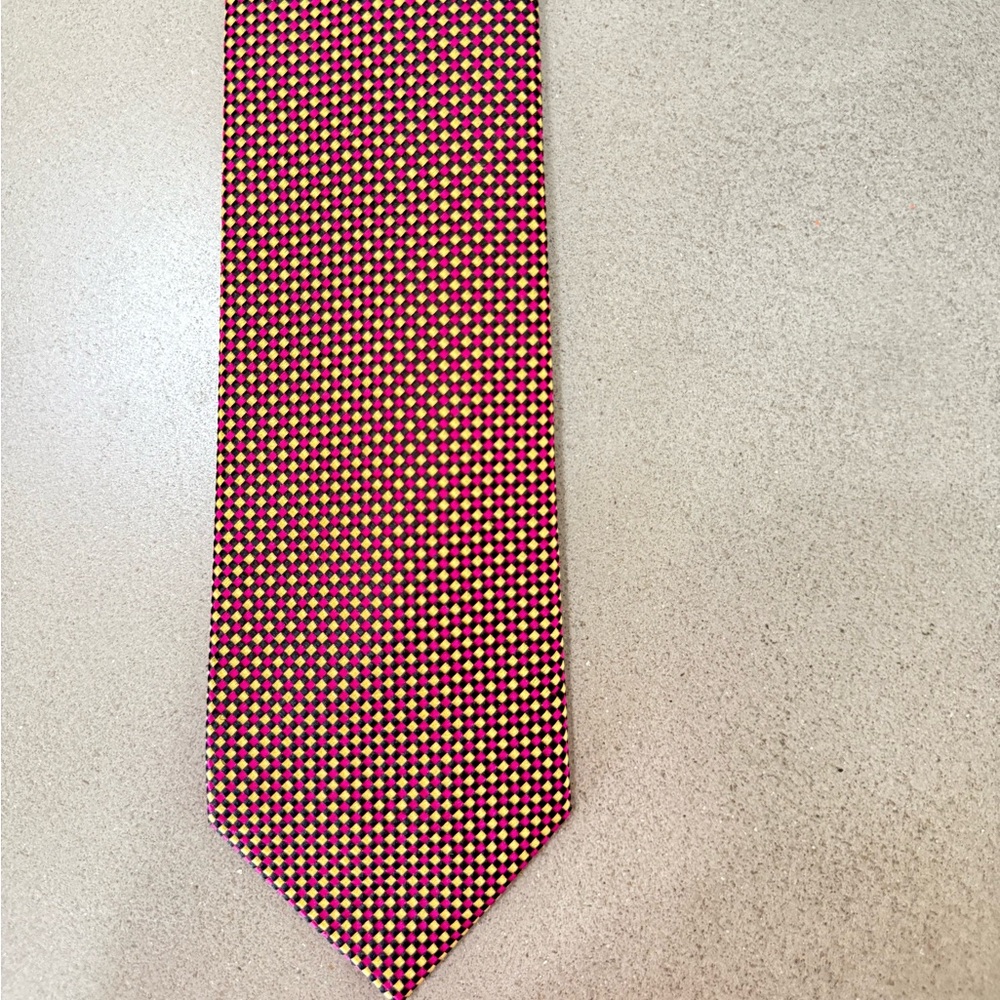 Charvet Pink, yellow and black  Men's silk Tie. New without tags condition